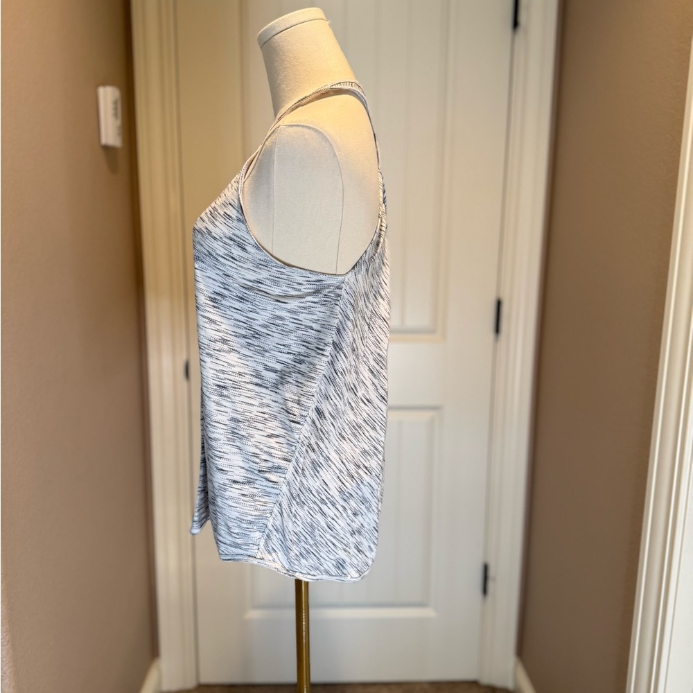 lululemon athletica Essentials White and Gray Tank Top - Picture 3 of 4